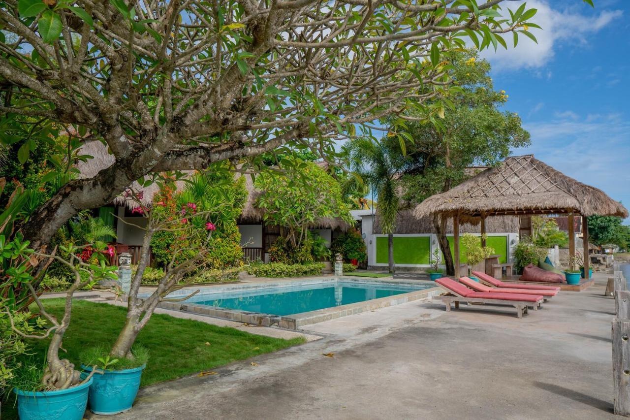 Krisna Bungalows And Restaurant Секотонг Екстериор снимка