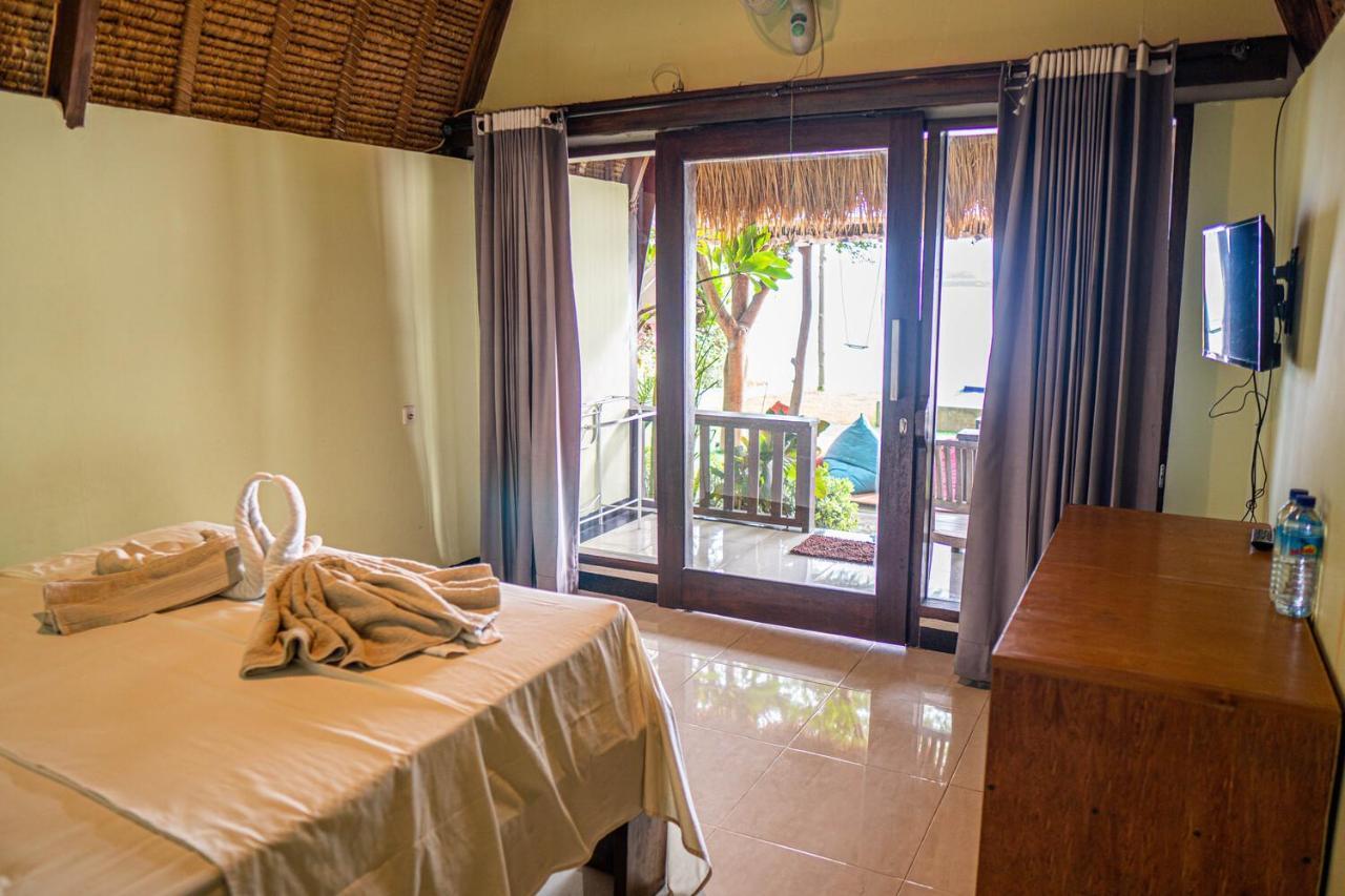 Krisna Bungalows And Restaurant Секотонг Екстериор снимка