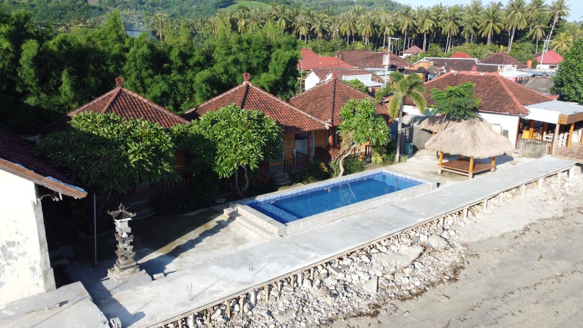Krisna Bungalows And Restaurant Секотонг Екстериор снимка